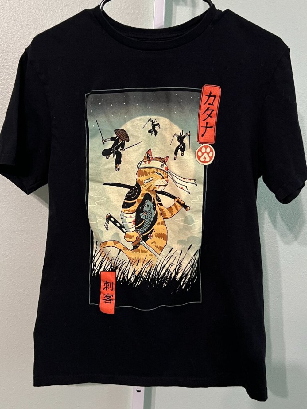 Threadless "Catana The Last Fury" 100% Cotton Samurai Cat Tee T-Shirt SZ Med